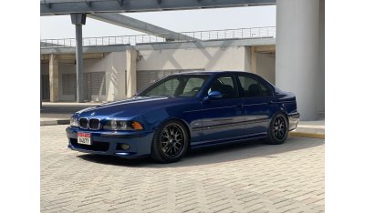 بي أم دبليو M5 E39