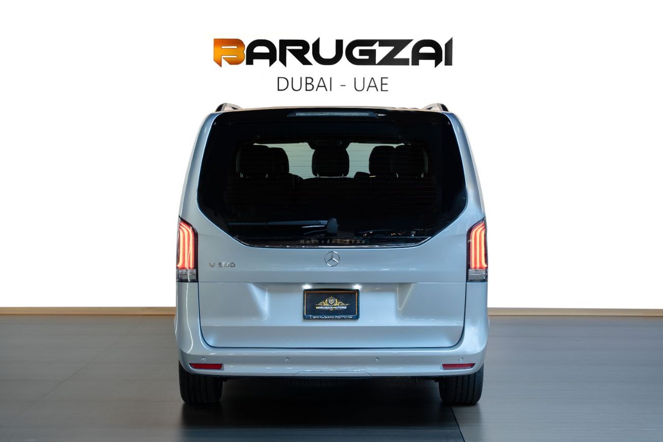 مرسيدس بنز V 300 V300 Avantgarde | 2026 | GCC 0KM | Agency Warranty | 360 View | 64 colors Ambeint Lights