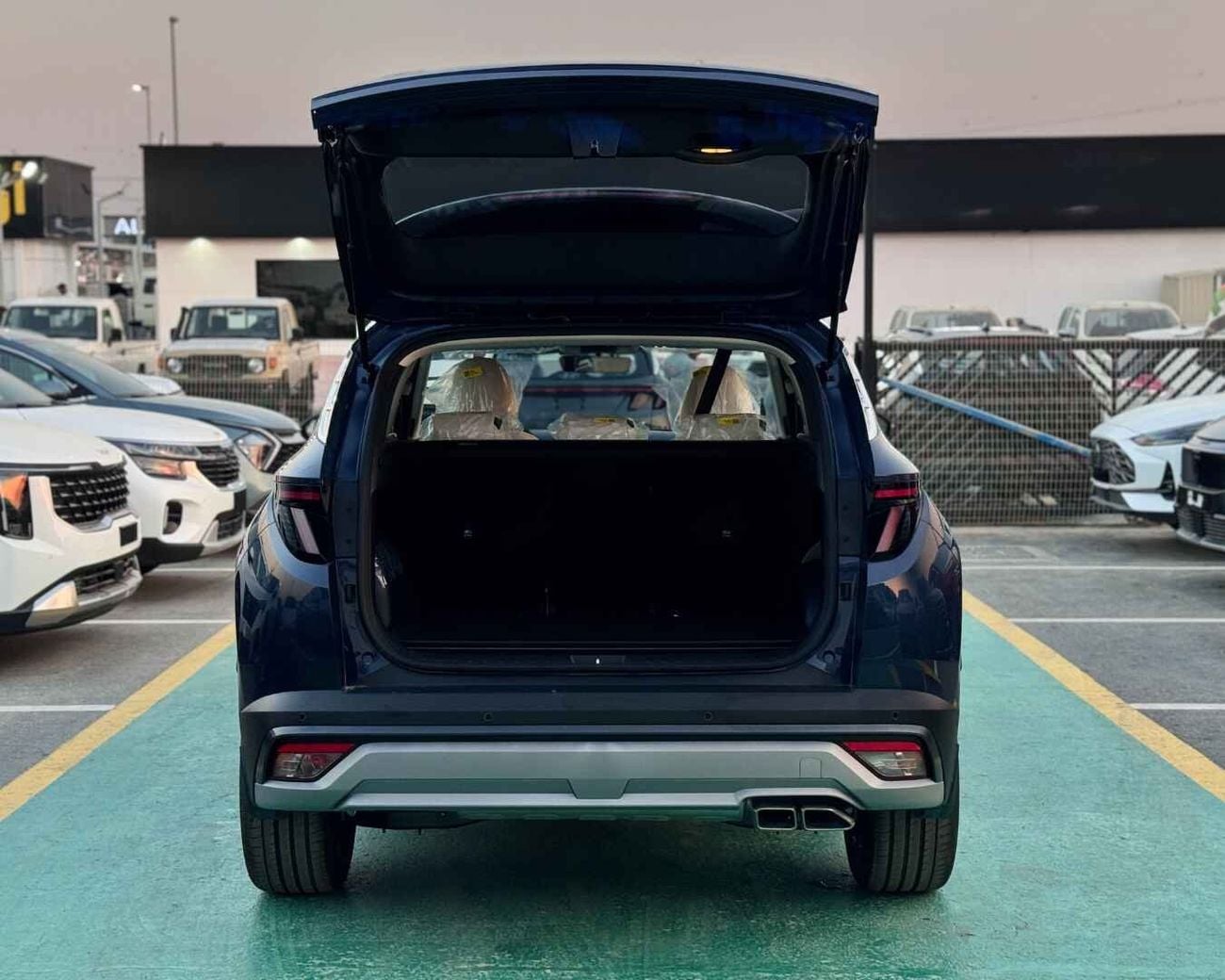 هيونداي توسون HYUNDAI TUCSON 1.6T - 2027 MODEL - GCC SPECS - DARK BLUE COLOR