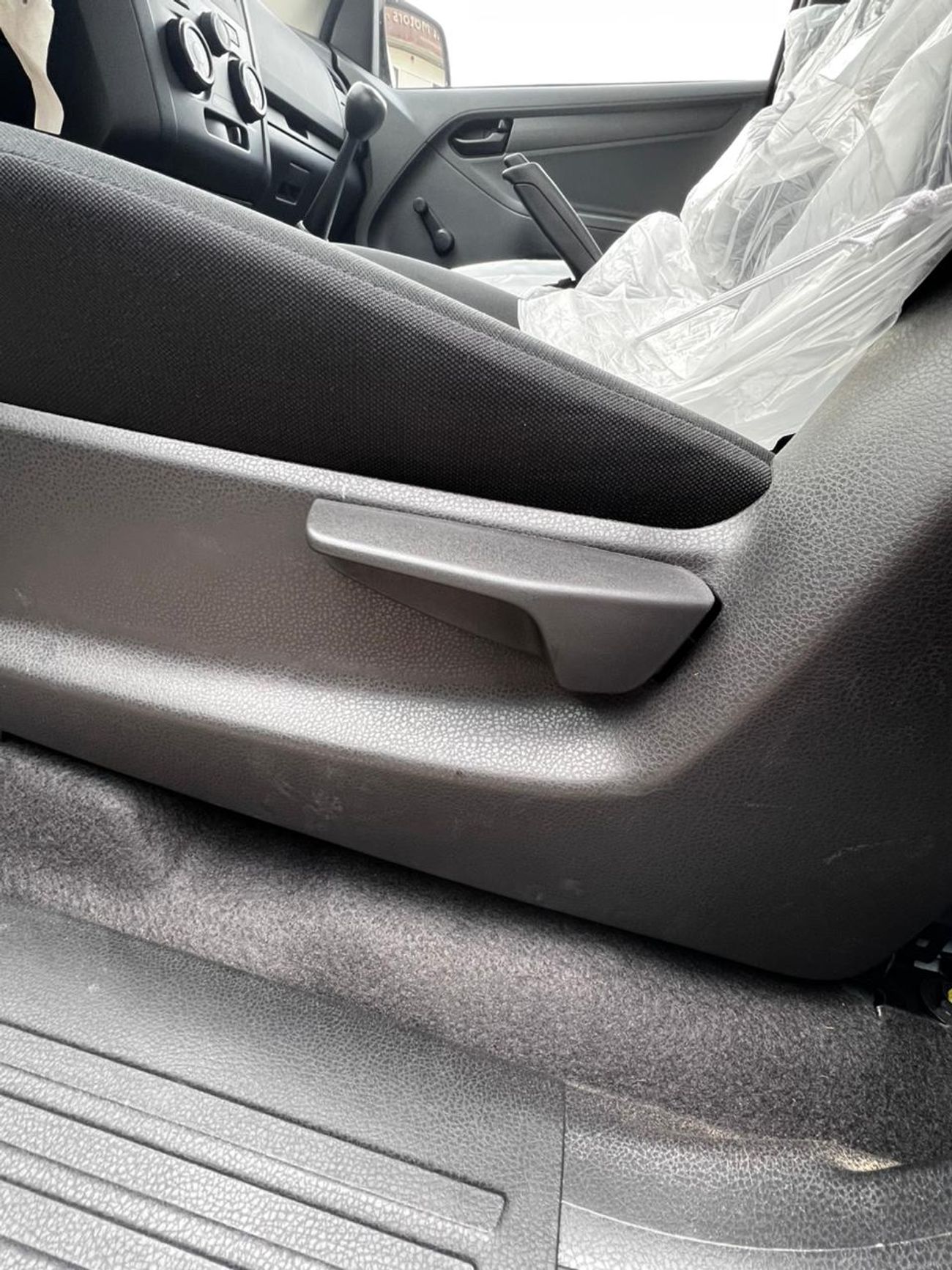 Isuzu DMax Isuzu D Max S/C 4X2 FLAT DECK RBA 26 MY