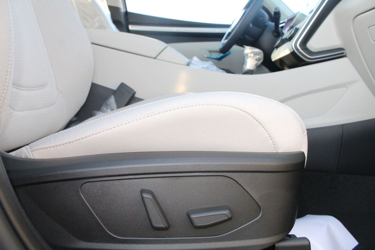 هيونداي توسون HYUNDAI TUCSON 2.0L PETROL SR NVS PLUS AUTO