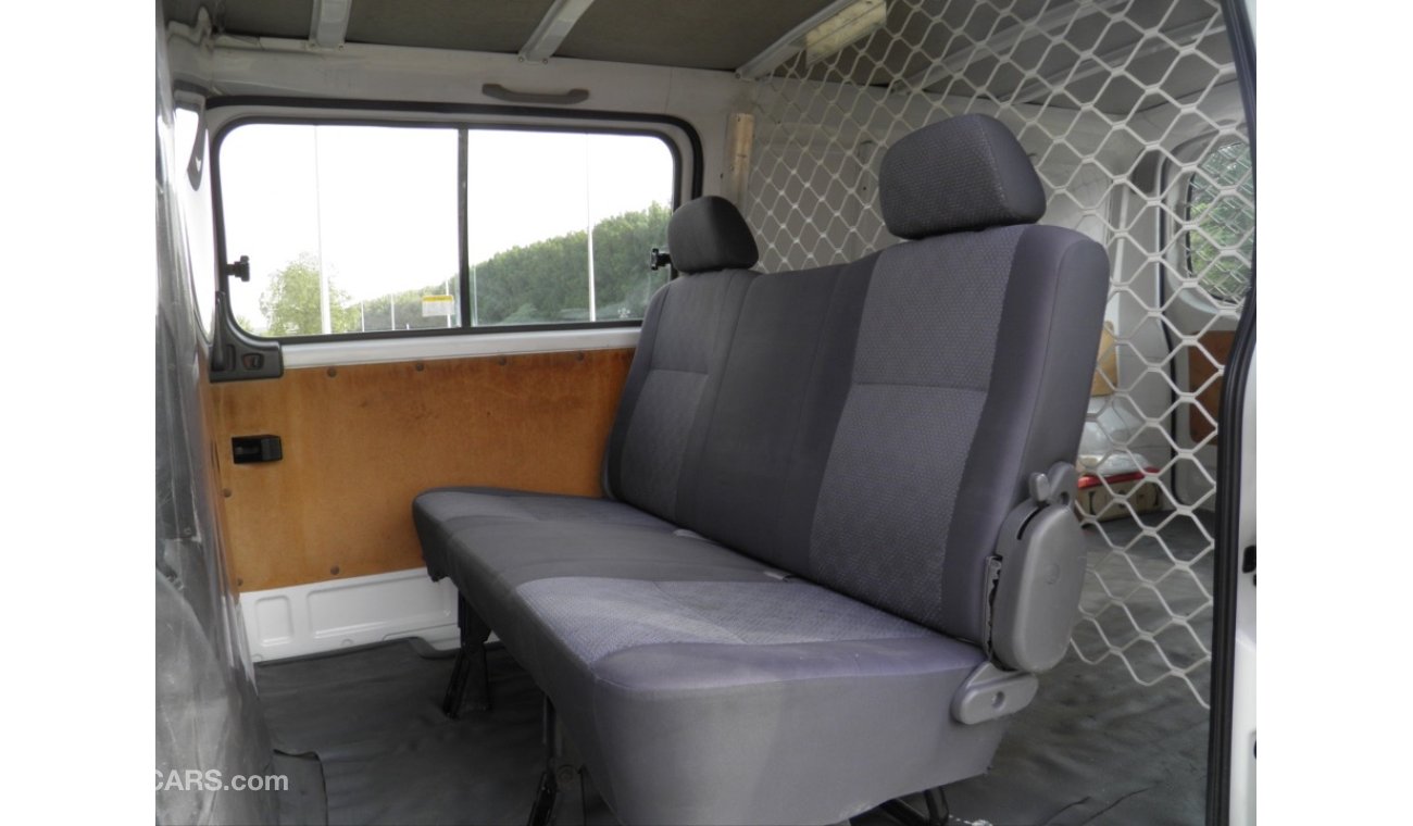 Nissan Urvan 2013 6 seats Ref#697