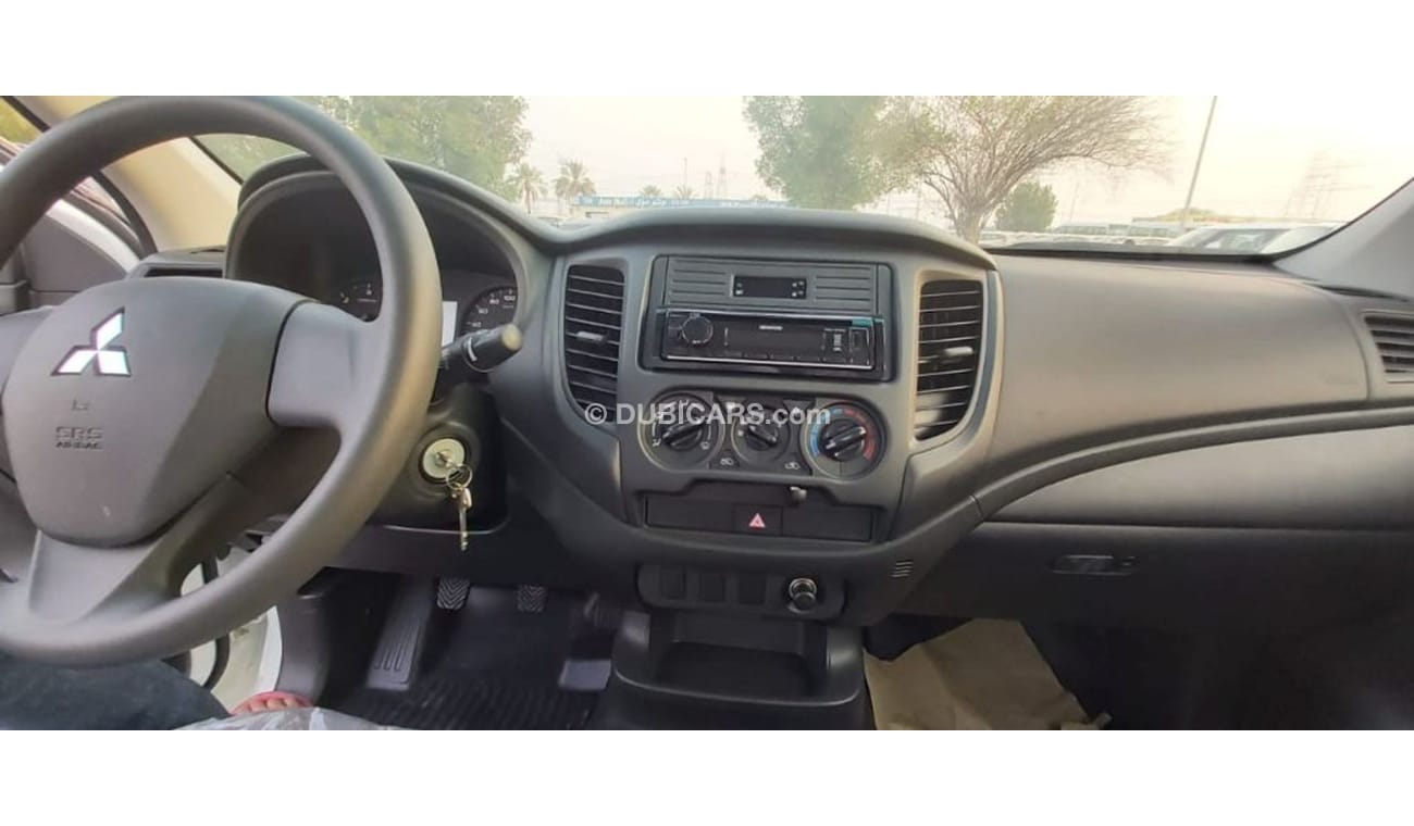 Mitsubishi L200 Mitsubishi L200 single cab 2.5L 2 doors 2020 DIESEL EXPORT PRICE 45000AED