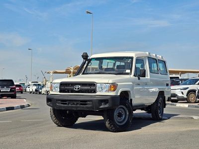 تويوتا لاند كروزر 70 LC76 STD 4.2L DIESEL M/T / RIGHT HAND/ TROOP CARRIER / EXPORT ONLY