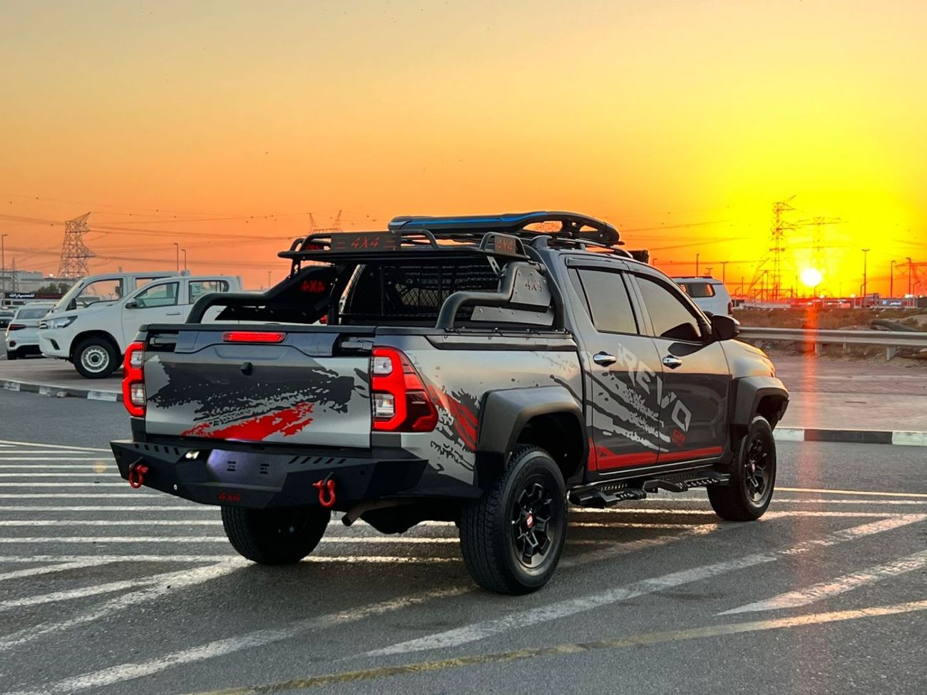 تويوتا هيلوكس 2021 toyota hilux revolution edition - off road package - full option  - BullBar 2.7L V4 - AWD 4x4 -