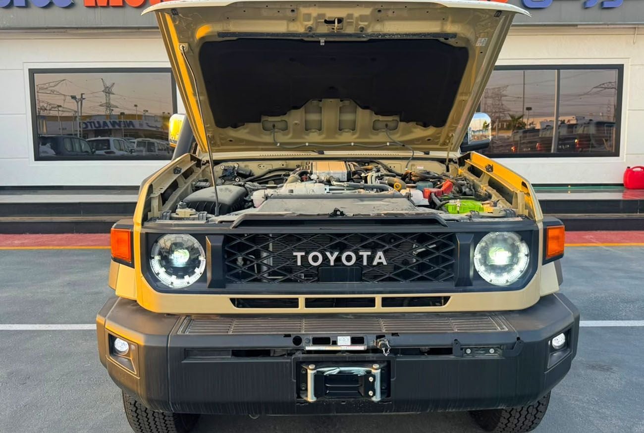 Toyota Land Cruiser 70 LC79 LX