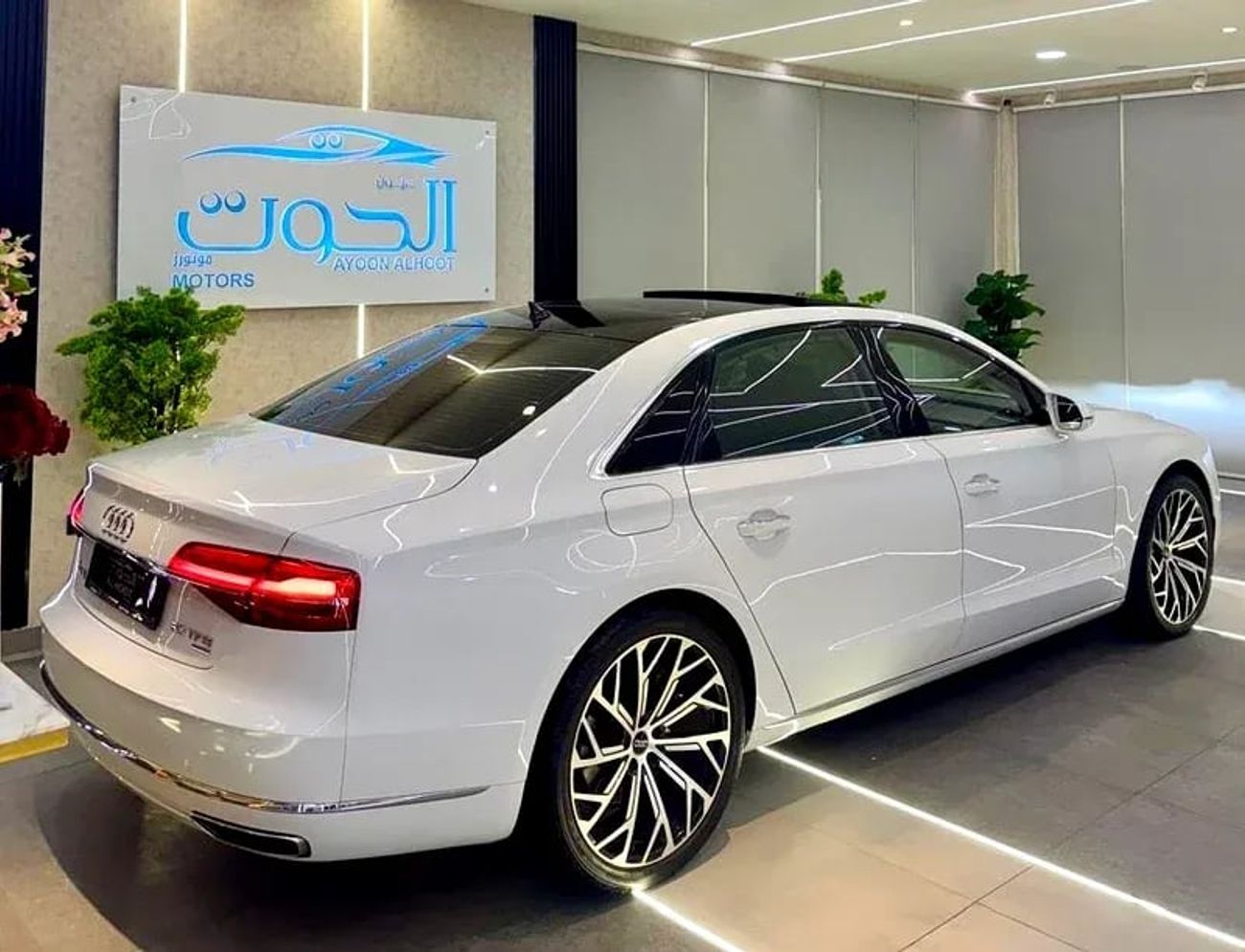 Audi A8 L 55 TFSI quattro 3.0L (335 HP)