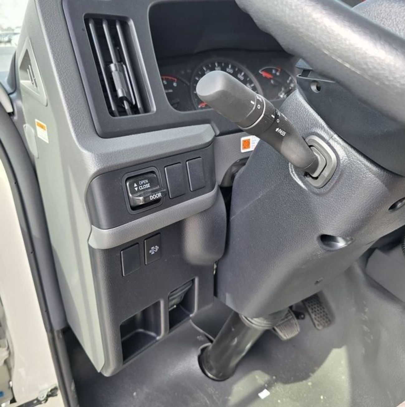 Toyota Coaster 2024 Toyota Coaster 2.8L Diesel 23 seater