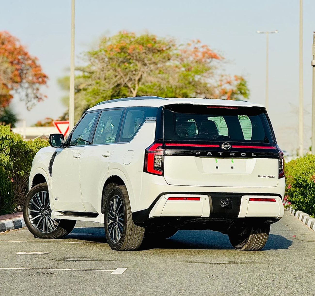 Nissan Patrol 3.5TT PLATINUM LE 2026 WHITE INSIDE TAN WITH | ADAPTIVE AIR SUSPENSION |  HYDRAULICS| 360 CAMERA | 2