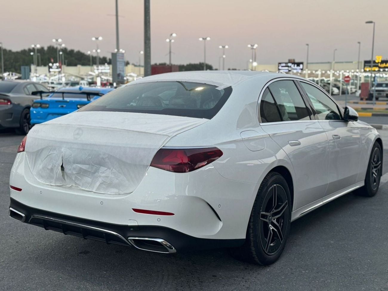Mercedes Benz E200 AMG FULL OPTION