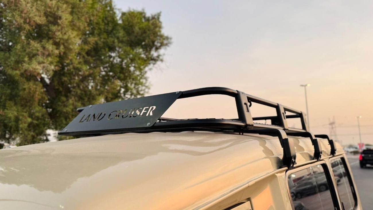 Toyota Land Cruiser GOOD CONDITION | MANUAL TRANSMISSION | 10-SEATER | 4.2L DIESEL ENGINE | 4WD