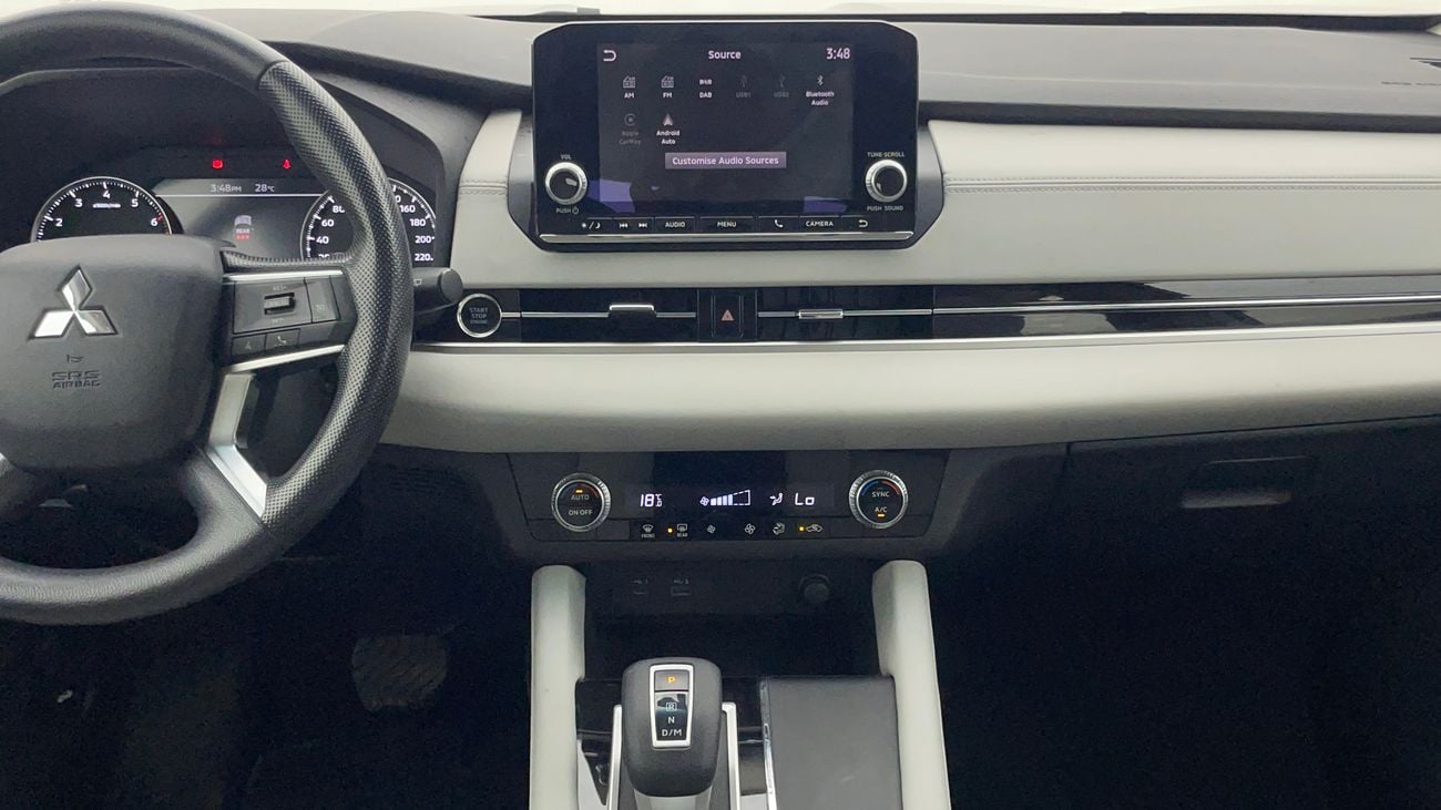 Mitsubishi Outlander 2.5L GLX Mid Line 2023 GLX MID LINE | AED 1049/Month | 0 DP | 30 Day Return | Warranty | Service His