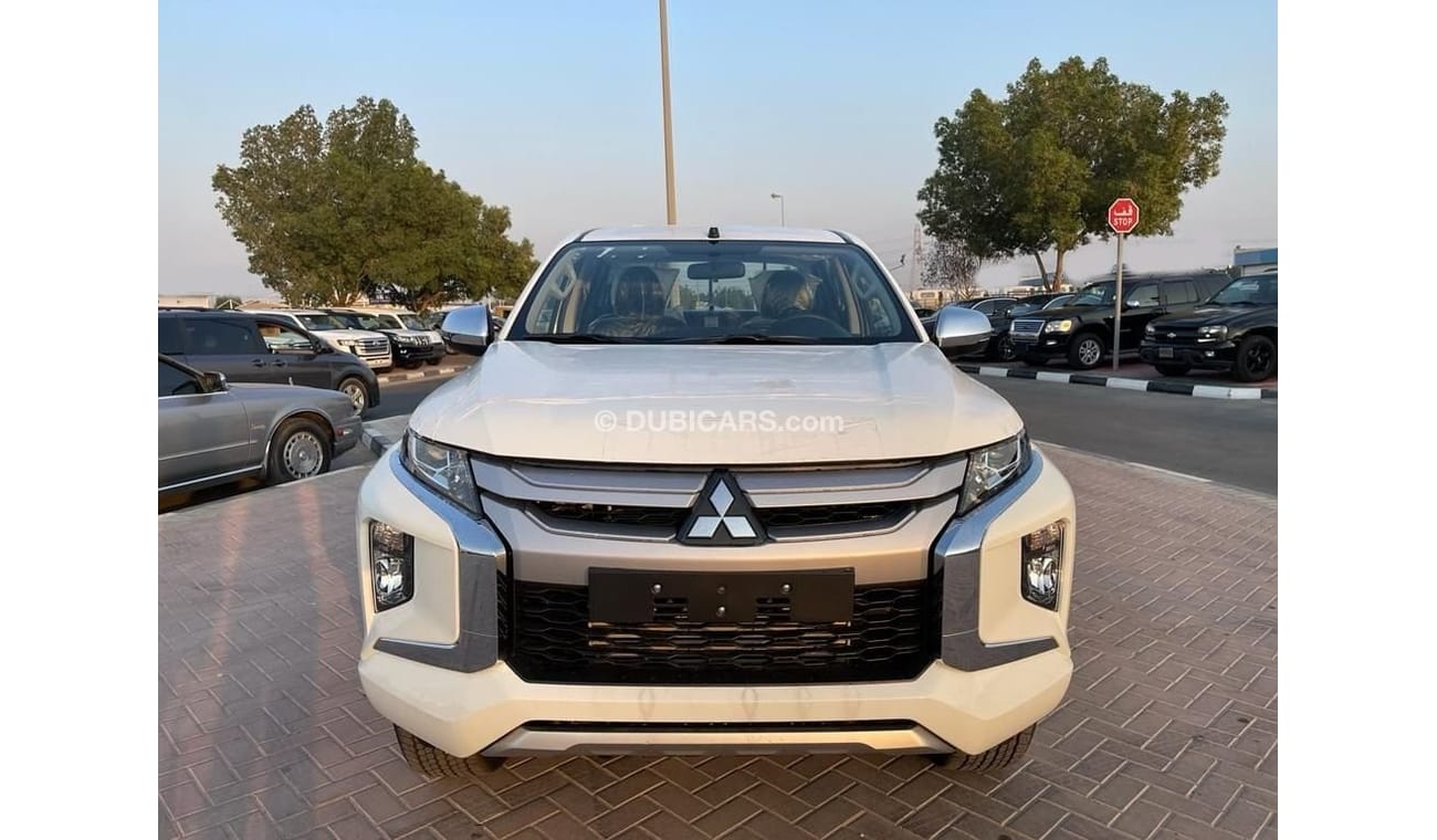 ميتسوبيشي L200 2.4L Diesel Double Cab GLS Manual