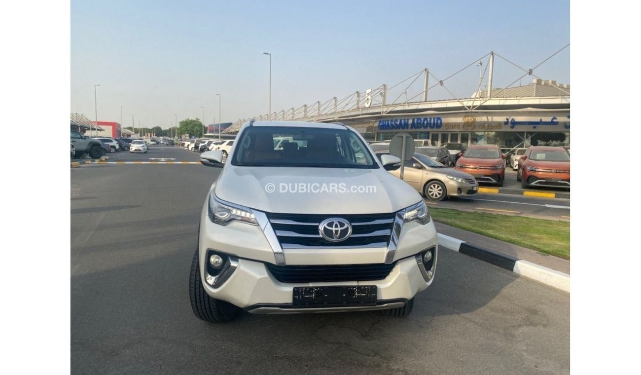 تويوتا فورتونر VXR