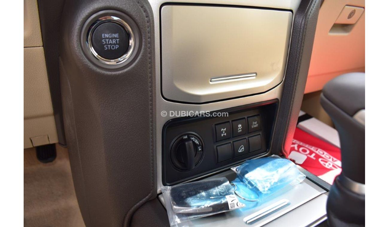 تويوتا برادو TXL V6 4.0L Petrol 7-seater 4wd Automatic