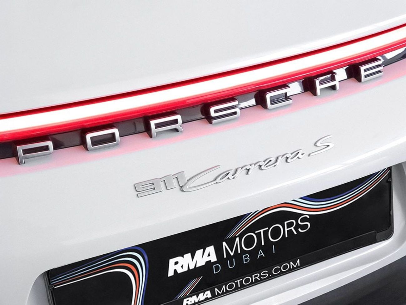 Porsche 911 Carrera S 3.0L (445 HP) Coupe