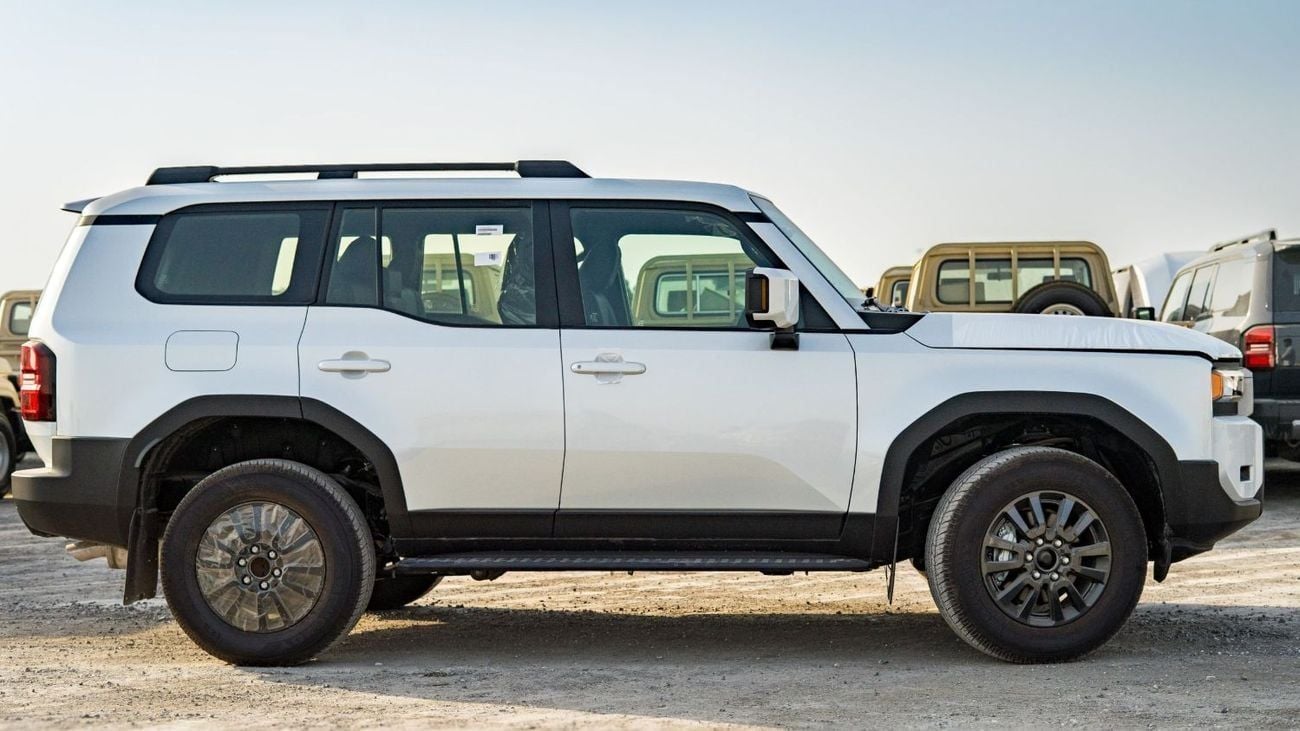 تويوتا برادو 2.7L 4-cylinder inline petrol, 4 door, 7 seats