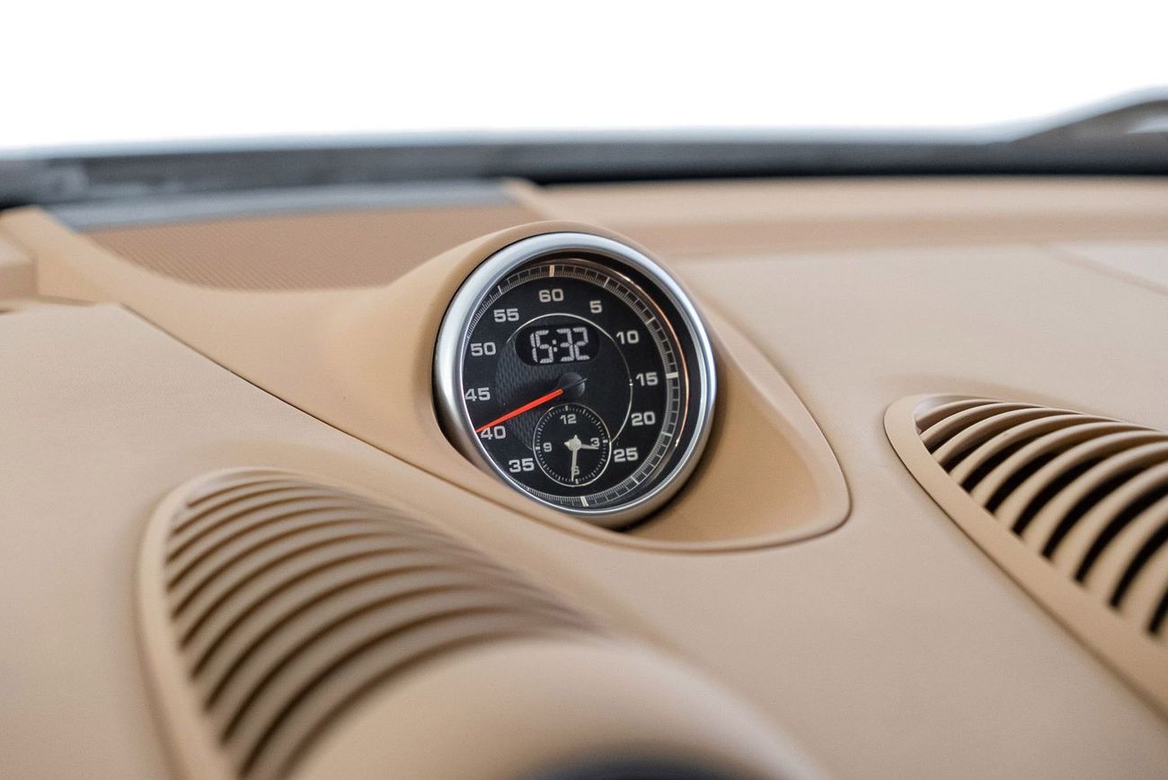 Porsche 718 Cayman S 2.5L A/T