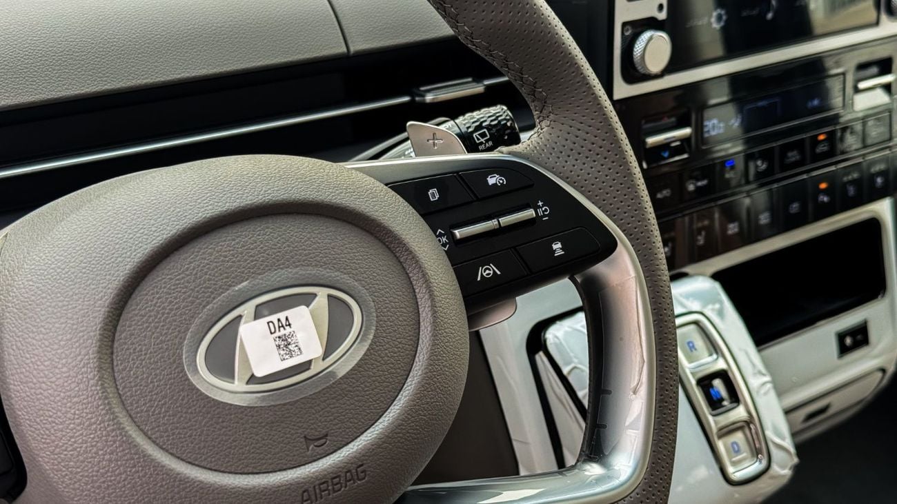 هيونداي ستاريا Premium 9 Seater 3.5L V6 GCC Brand New 2026