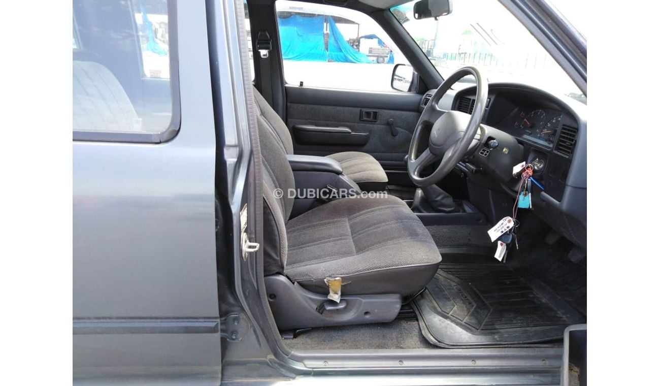 Toyota Hilux Hilux Pick up RIGHT HAND  (Stock no PM 576 )