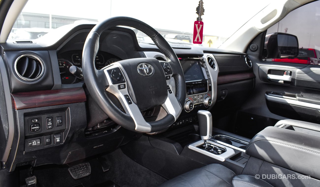 Toyota Tundra Limited 5.7 L