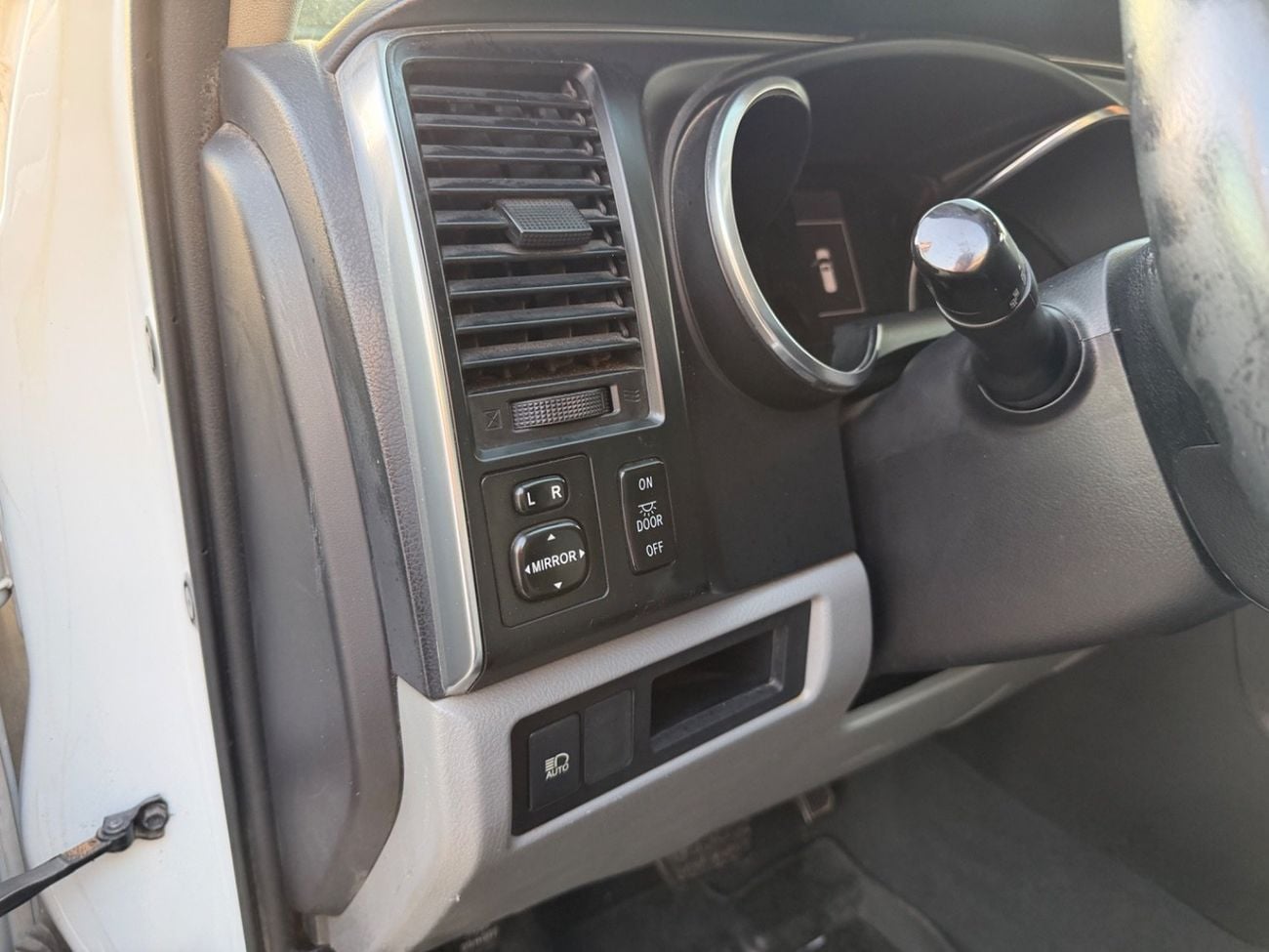 Toyota Sequoia SR5 (NON GCC)