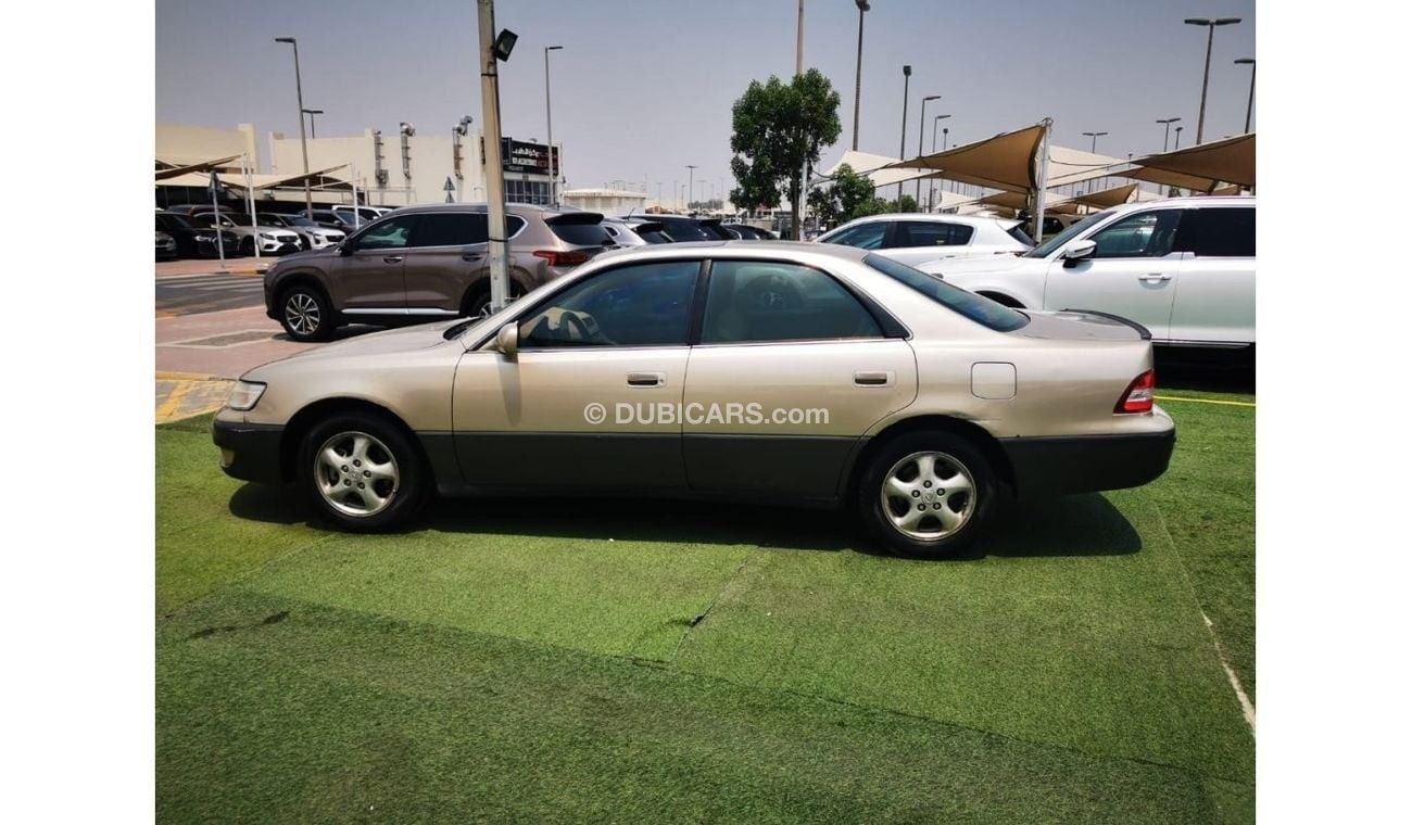 لكزس ES 300 Limited Edition