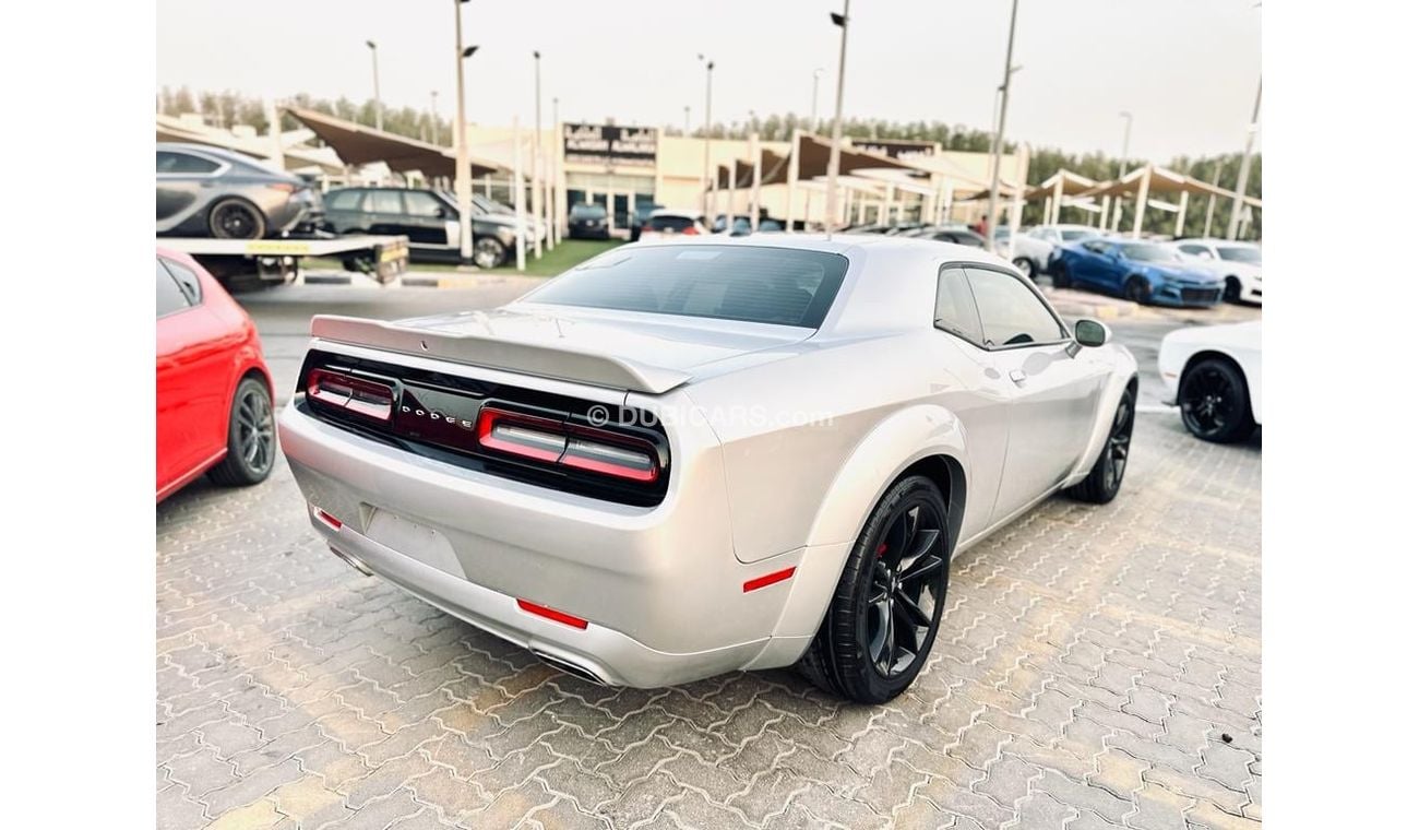 Dodge Challenger SXT For sale