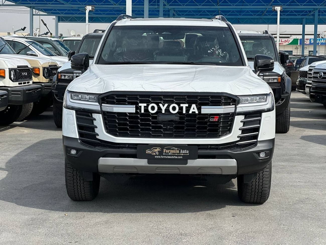 تويوتا لاند كروزر GR SPORT GR-S 3.5 لتر PTR أوتوماتيك // 2026 // كاملة المواصفات مع رادار، كاميرا 360 درجة، إطارات للط