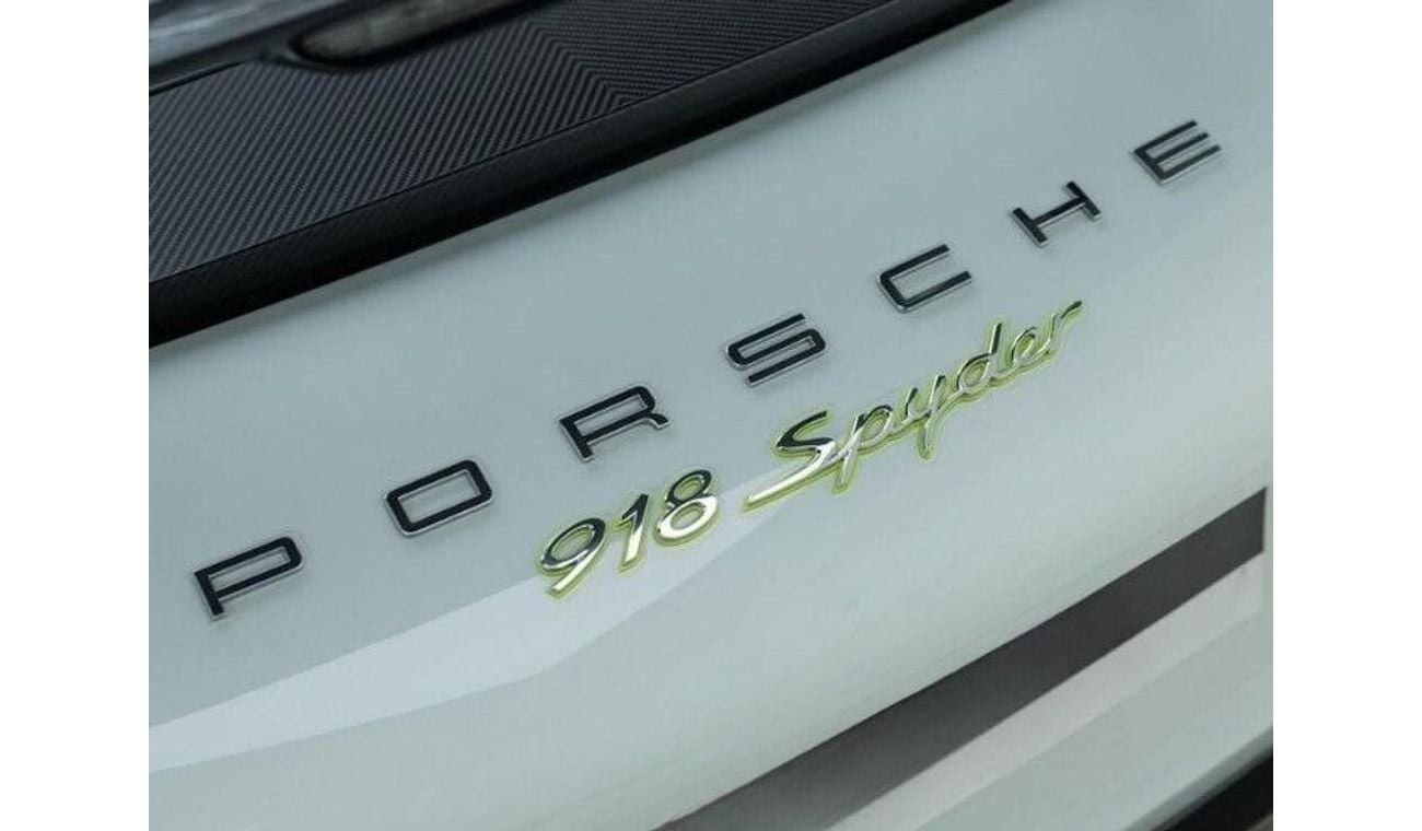 Porsche 918 Spyder 4.6 LEFT HAND DRIVE