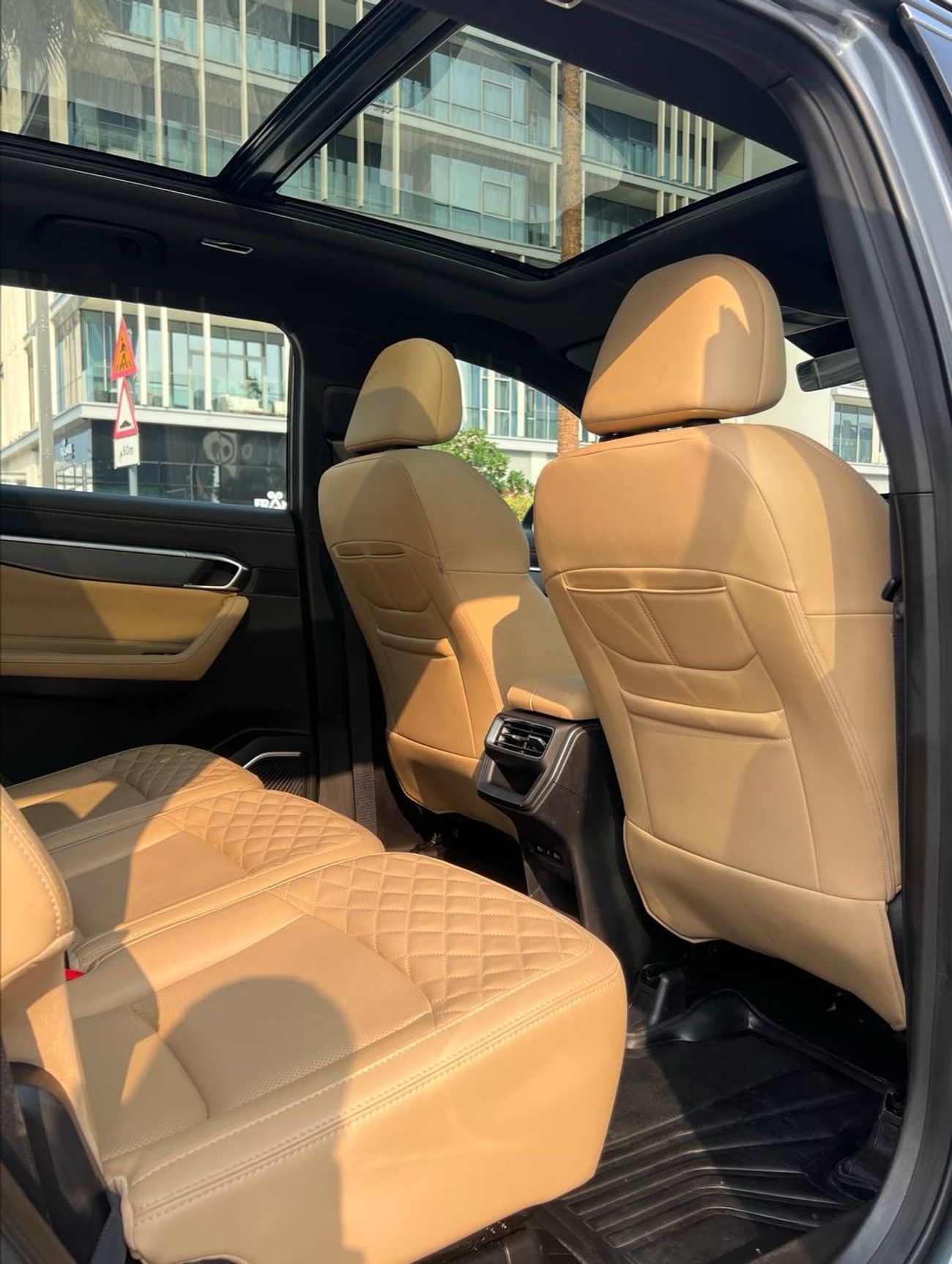 جيلي أوكافانغو GK 2.0T