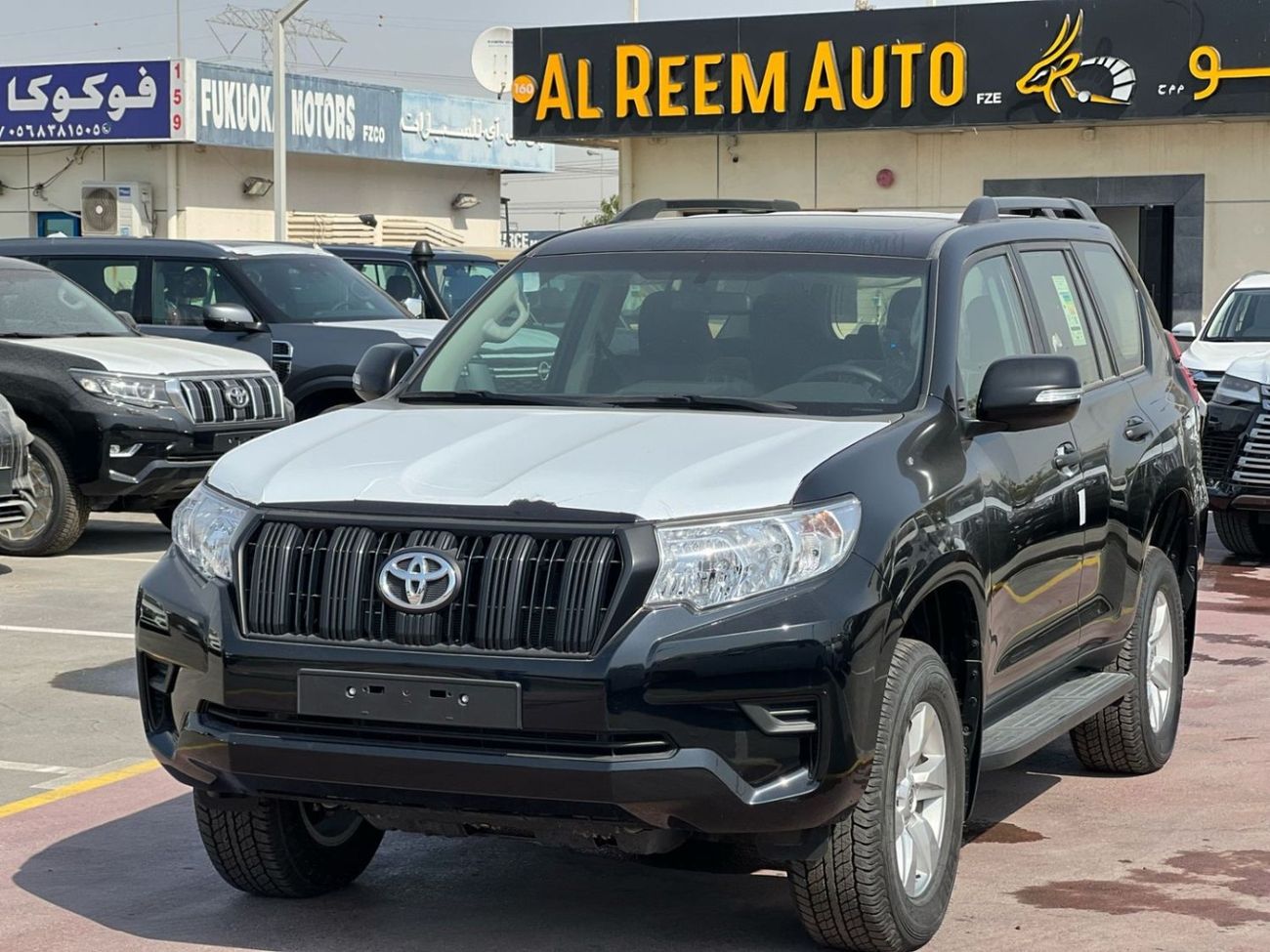 تويوتا برادو TX 2.7L TOYOTA PRADO 250 TX 2.7P AT  2023