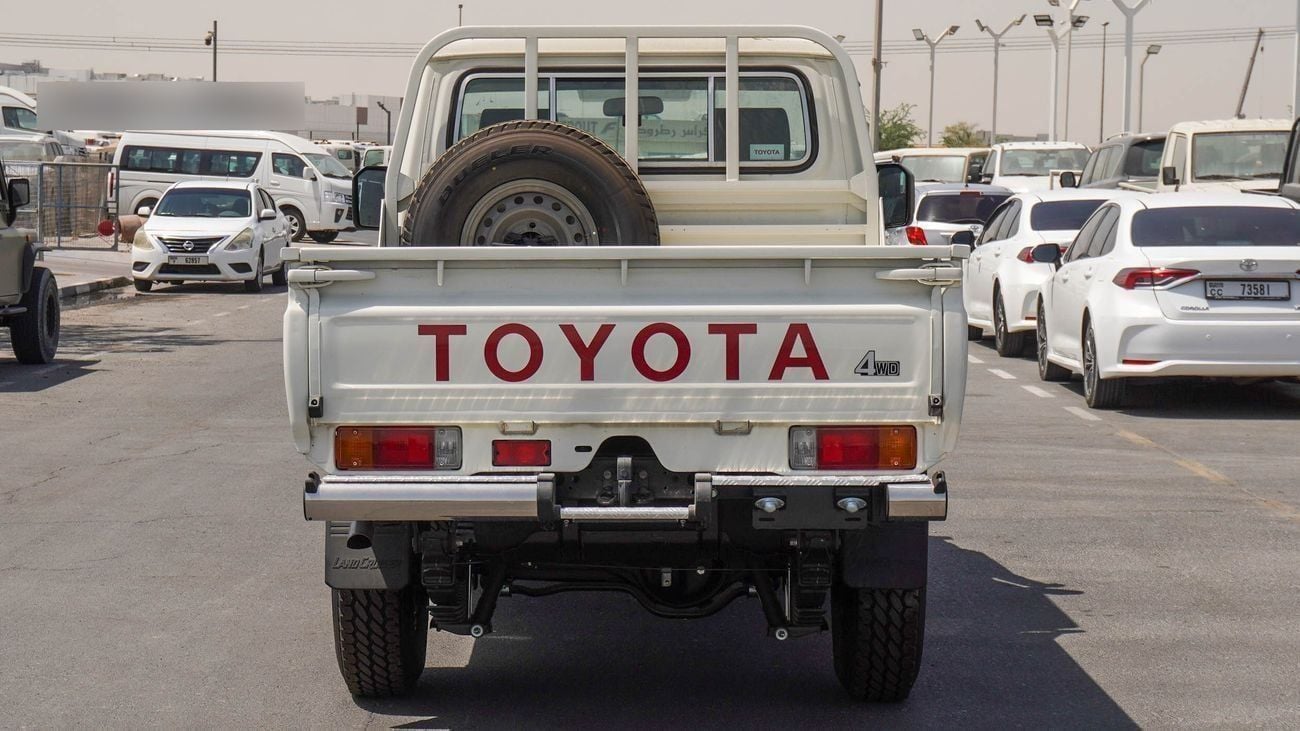 تويوتا لاند كروزر بيك آب TOYOTA LC79 PICKUP S/C , 2.8L Diesel A/T , Difflock , MY25