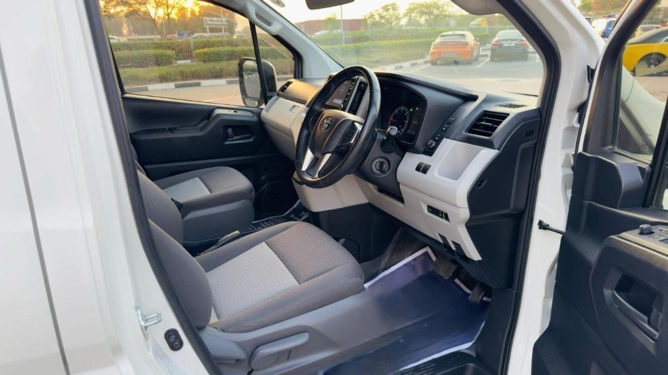 Toyota Hiace GL