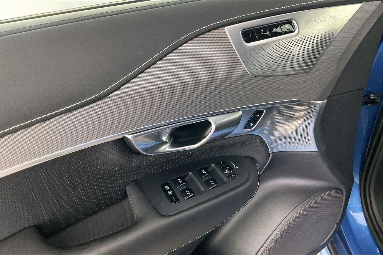 فولفو XC 90 T6 R Design | شامل الضمان | 0 ﺪﻔﻋﺓ ﺃﻮﻟﻯ