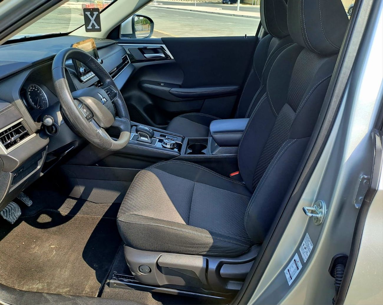 Mitsubishi Outlander GLX 2.4L 1130-Monthly l GCC l Cruise, Camera, GPS l Accident Free