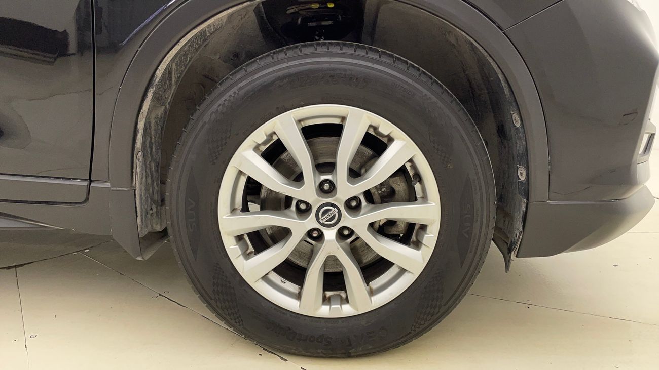 Nissan XTrail SV 2.5 | Zero Down Payment | Home Test Drive