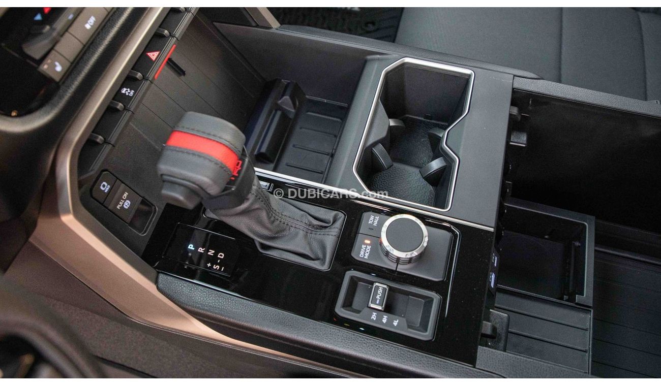 Toyota Tundra SR5 TRD-Sport 4WD/2024. Local Registration +10%