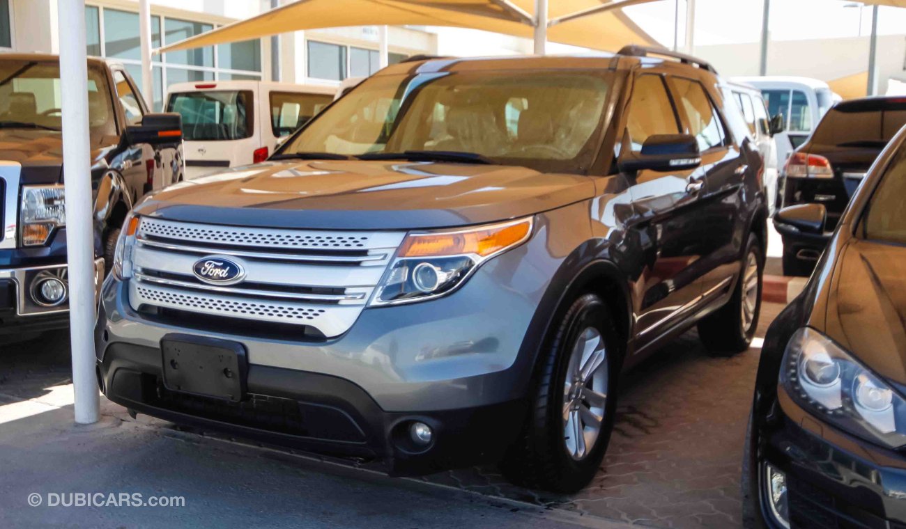 Ford Explorer XLT 4WD