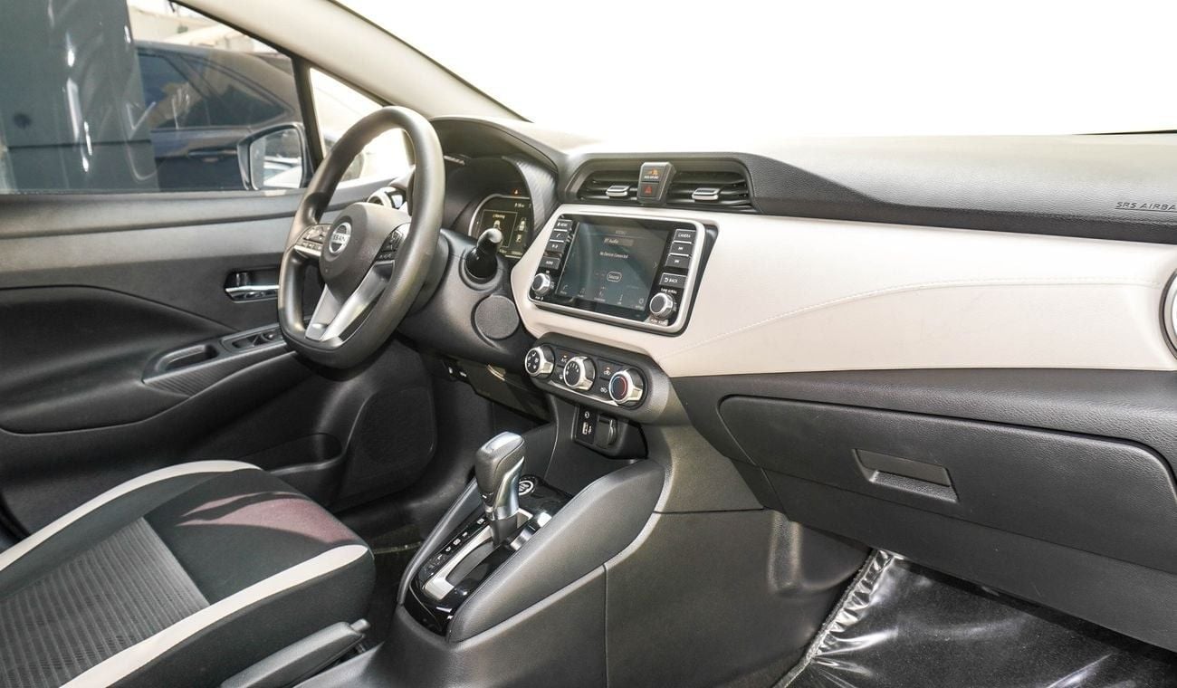 نيسان فيرسا SV