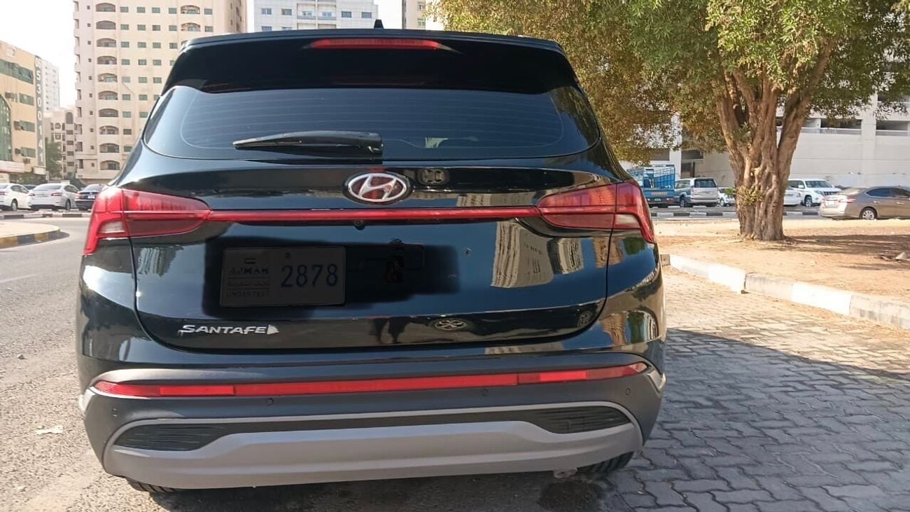 هيونداي سانتا في