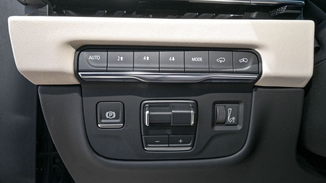 Cadillac Escalade Sport 6.2L AWD Cadillac Escalade Sport 2025 MY EXPORT ONLY