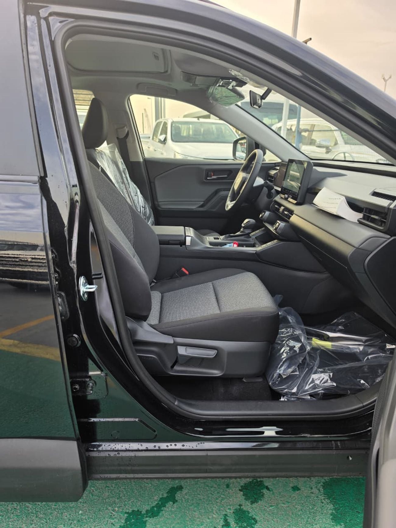 تويوتا راف ٤ Toyota RAV4 AXAL64 Hybrid 2026 – هايبرد | دفع رباعي | 2.5 لتر