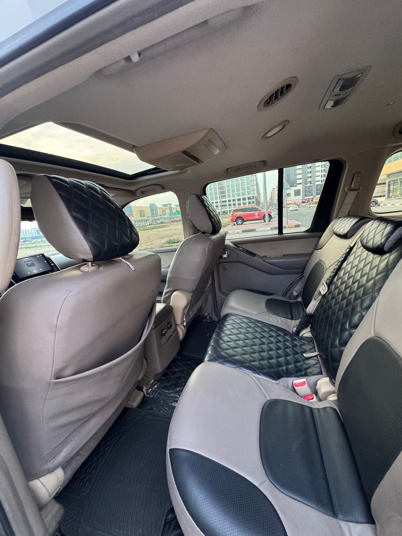 Nissan Pathfinder S 3.5L