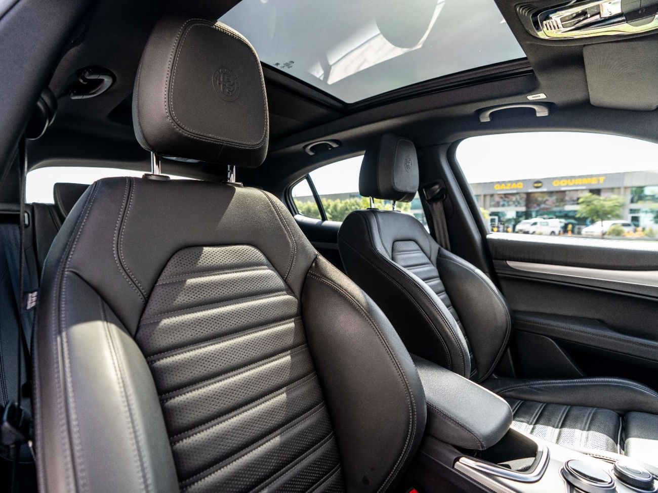 Alfa Romeo Stelvio Veloce 2.0L