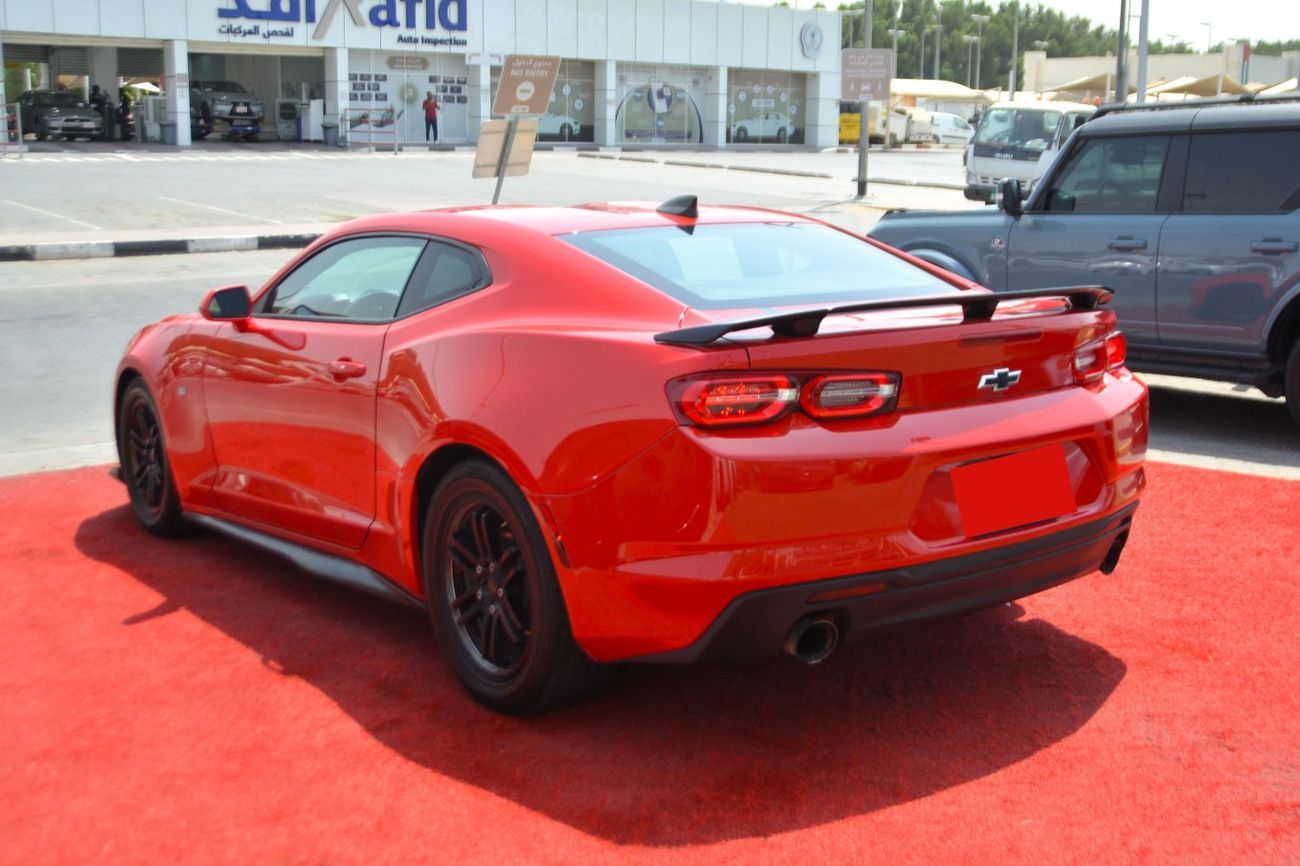 Chevrolet Camaro i4 2.0L