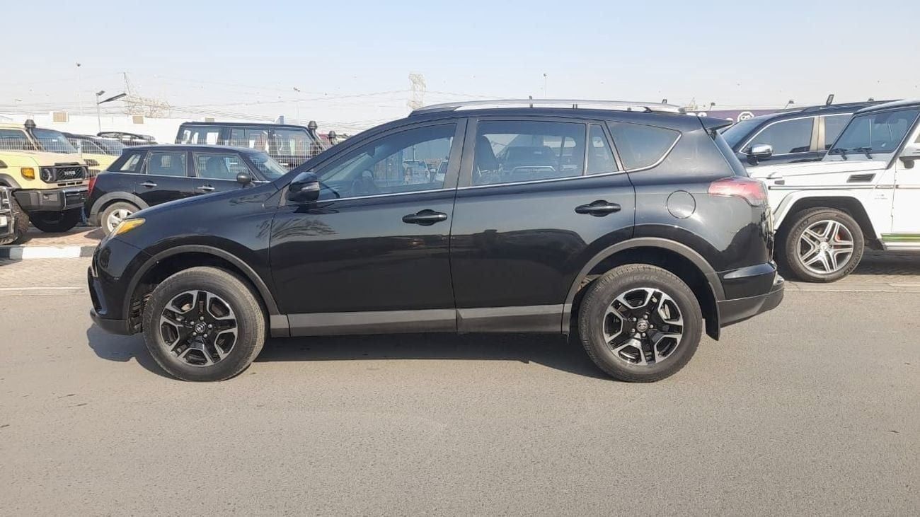 تويوتا راف ٤ RHD PETROL