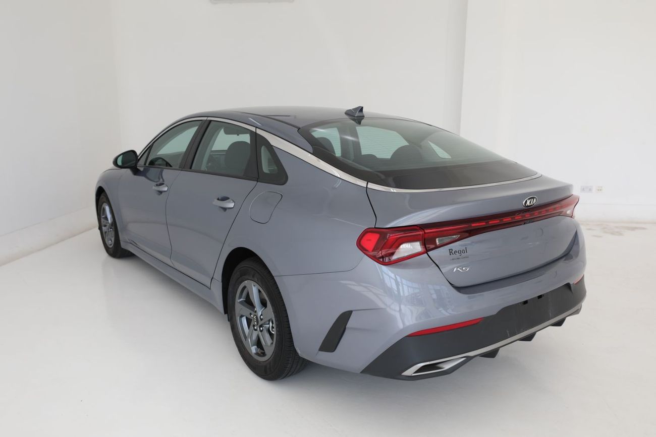 Used Kia K5 Model 2021 V4 turbocharged 1.6L 180 HP 15’ alloy