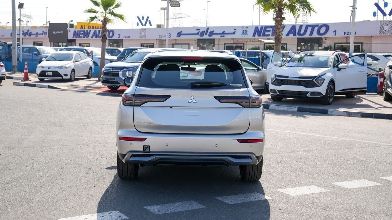Mitsubishi Outlander Brand New 2026 Mitsubishi Outlander Medium Line (G05) 2.5L | 7-Seater SUV | GCC Spec | Export Only