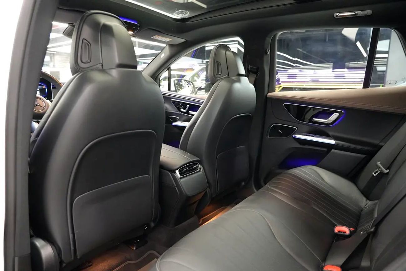 مرسيدس بنز EQE 350+ 350 | GCC 11k km | 5 Years Agency Warranty | 5 Years Service Contract